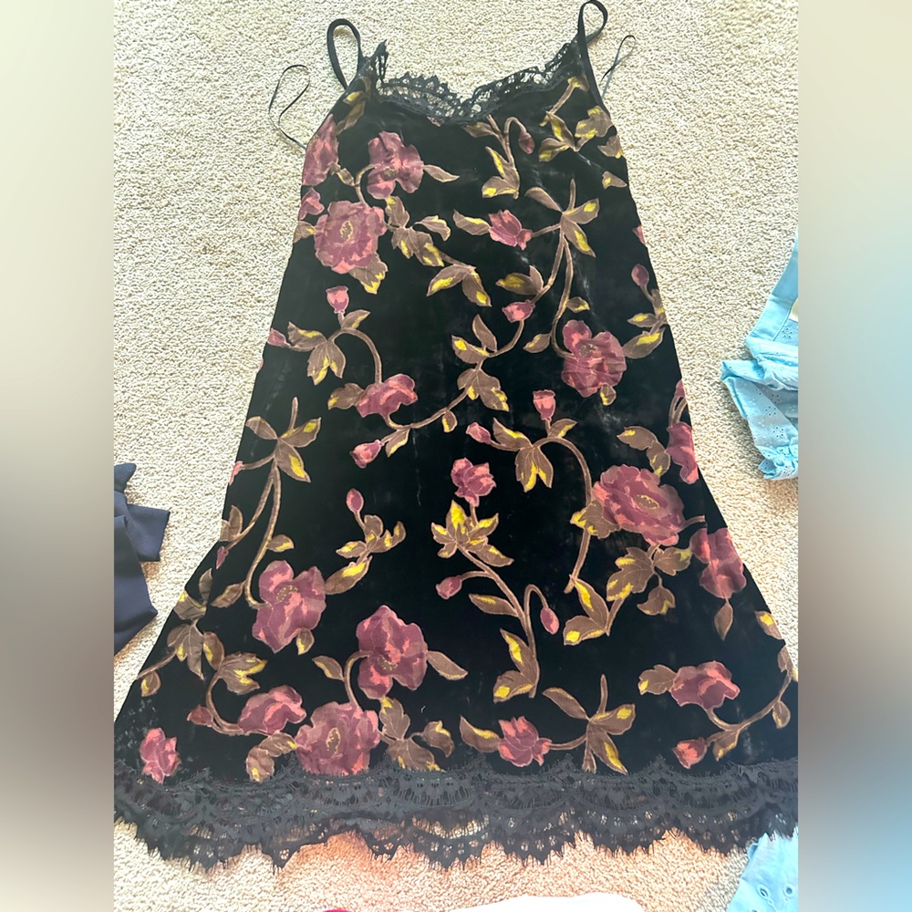 Max studio dress size medium